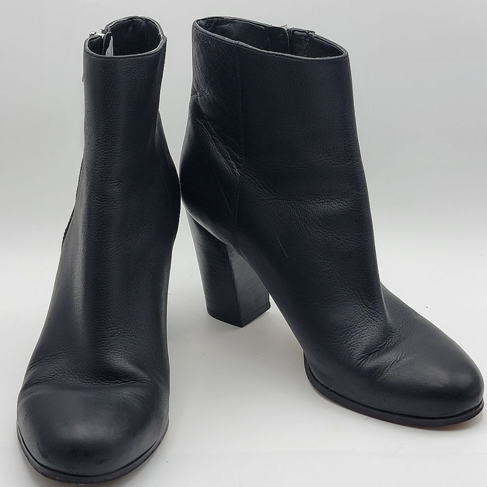 Michael Kors Black Leather Ankle Boots SIZE 11. #1610